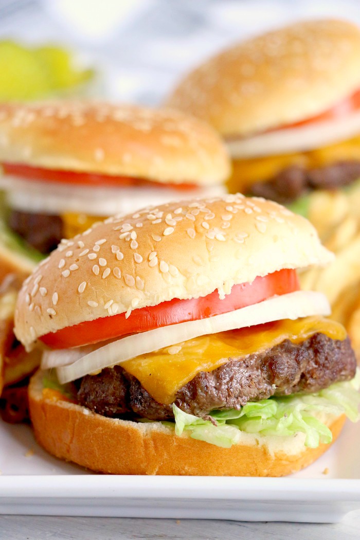 Easy Air Fryer Burgers - Juicy and flavorful burgers cooked perfectly in the air fryer! 