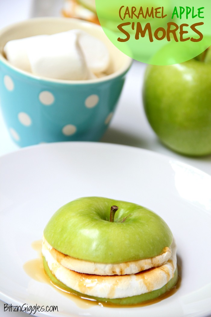 Caramel Apple S'mores - Toasted marshmallows and caramel in between two thin apple slices! Tastes SO good!