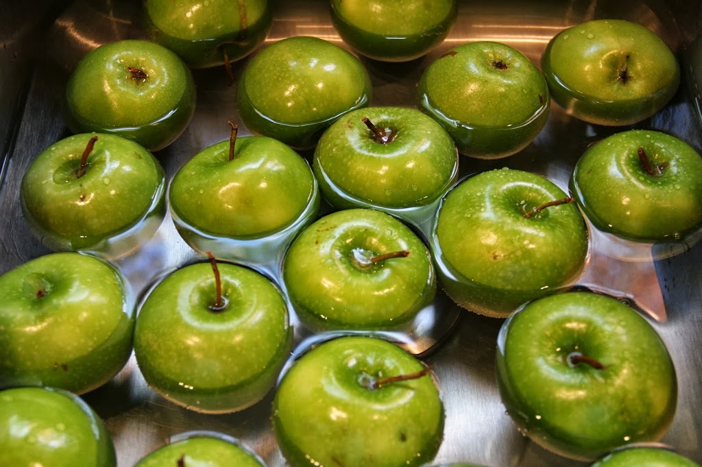 Apples