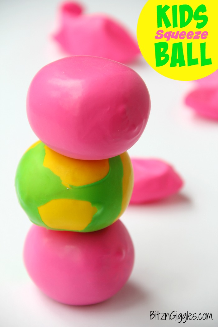 Kids Squeeze Ball - Stress ball, squishy ball whatever you'd like to call it. This toy keeps kids busy for hours and they are simple to make!